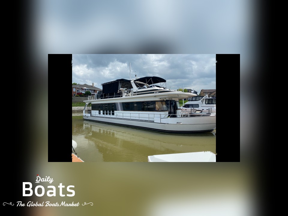 2003 Monticello River Yacht for sale. View price, photos and Buy 2003