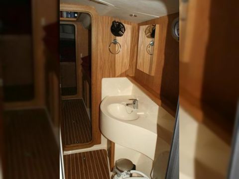 2007 Broadblue 385