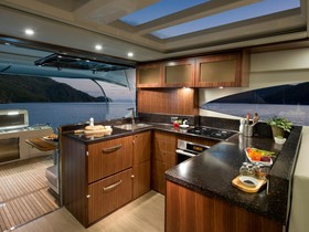 2023 Riviera 6000 Sport Yacht With Ips till salu