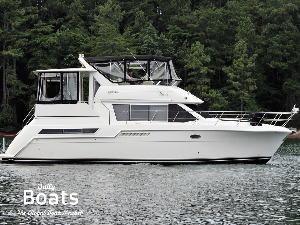 1997 Carver 405 Aft Cabin Motoryacht