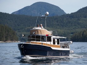 Ranger Tugs R-31 Command Bridge Luxury Edition