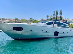 Pershing 82