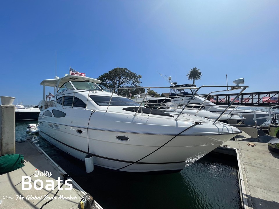 2005 Cruisers Yachts 405 Express Motoryacht for sale. View price