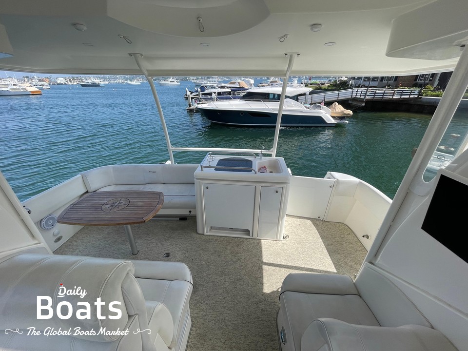 2005 Cruisers Yachts 405 Express Motoryacht for sale. View price