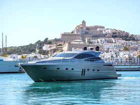 Pershing 62