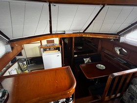 1988 Aquarius Cockpit Motor Yacht на продажу