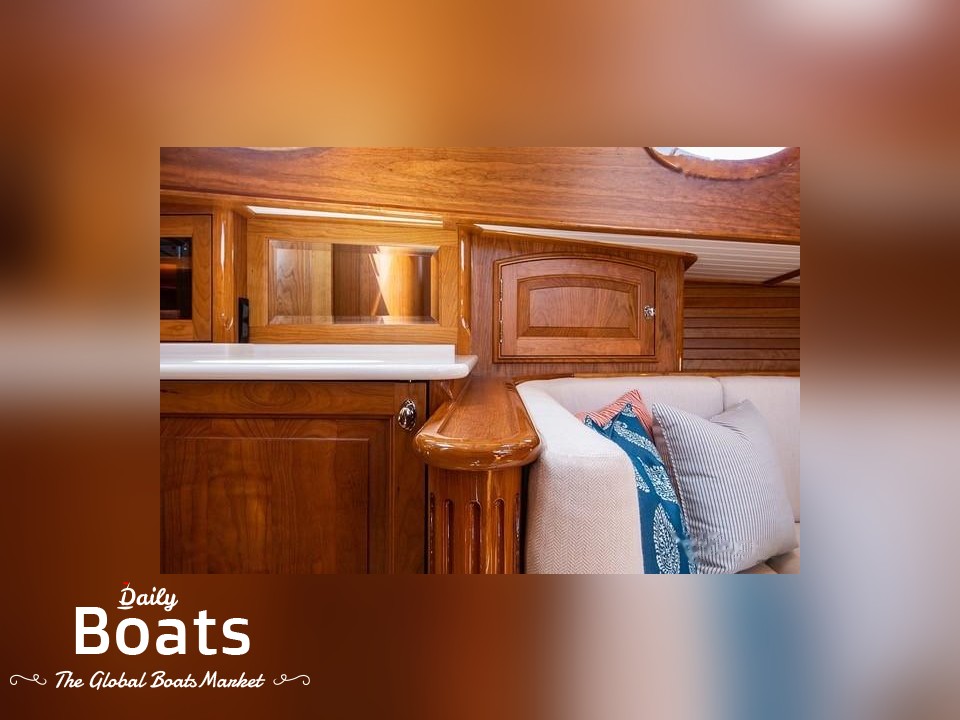 2021 Hinckley Talaria 55 Mkii Flybridge for sale. View price, photos