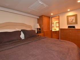 2004 Viking 65 for sale