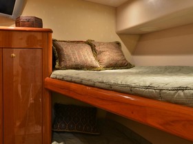 2004 Viking 65