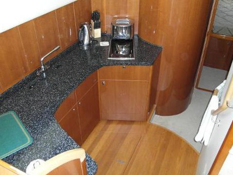 Buy 2007 Princess 420