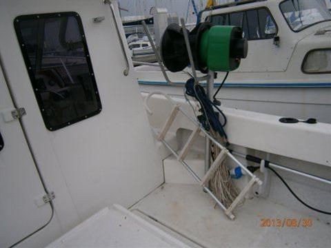 Buy 2004 Arvor 23