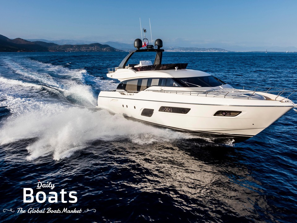 2023 Ferretti Yachts 720