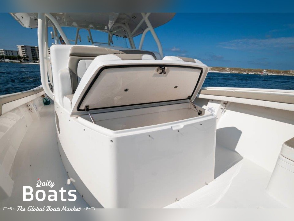 2018 Regulator 41 Offshore for sale. View price, photos and Buy 2018