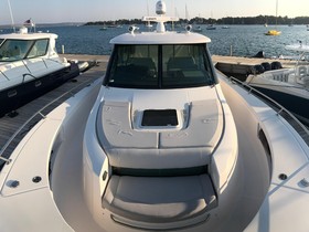2017 Tiara Yachts Q44 на продажу