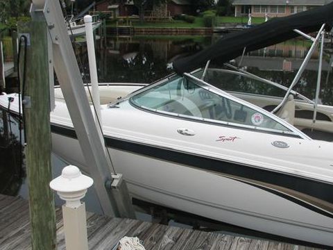 2003 Chaparral 220
