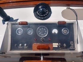 1983 Marine Trader 40