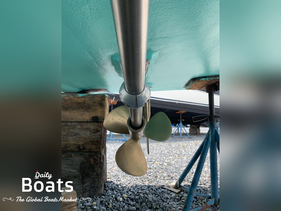 1981 Scarborough Custom Carolina Center Console Express for sale. View