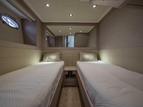 Købe 2014 Pershing 64