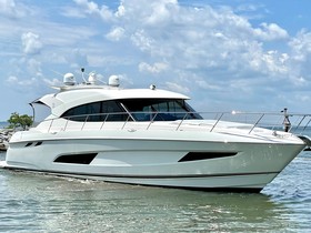 2018 Riviera 5400 Sport Yacht kaufen