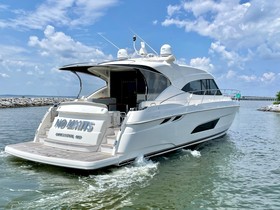 2018 Riviera 5400 Sport Yacht zu verkaufen
