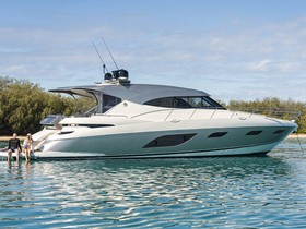 Osta 2023 Riviera 6000 Sport Yacht