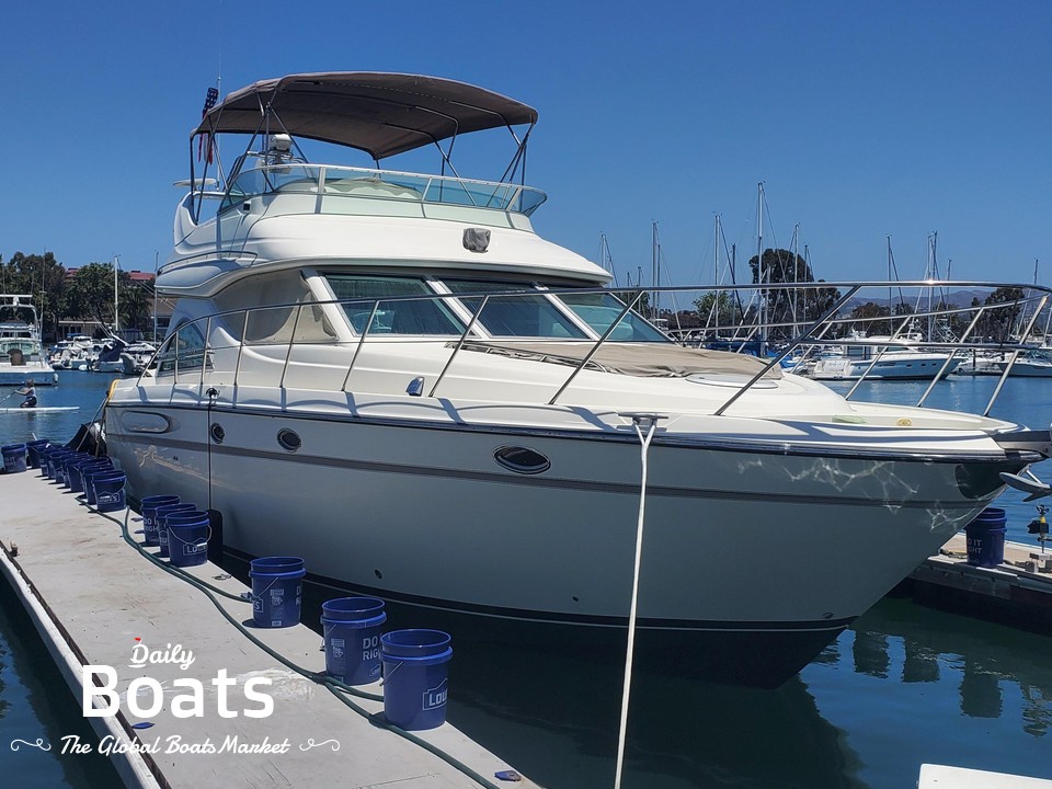 1999 Maxum 46 Scb
