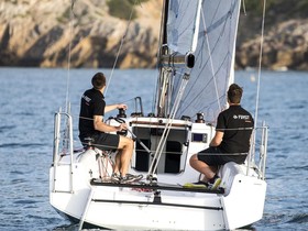 2022 Beneteau First 27 for sale