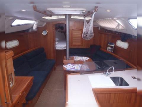 Buy 2002 Hunter 356
