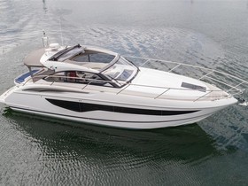 2021 Princess V40
