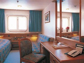 1998 Commercial Boats Cruise Ship 520 / 636 Passengers на продаж