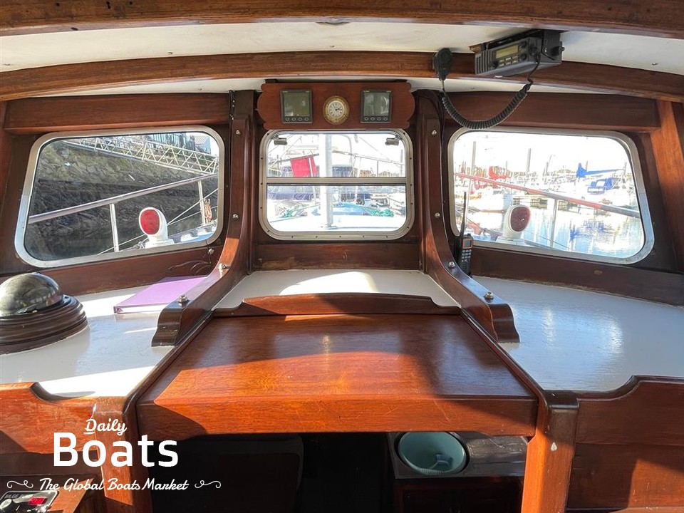 1986 Guernsey Boats 10M for sale. View price, photos and Buy 1986