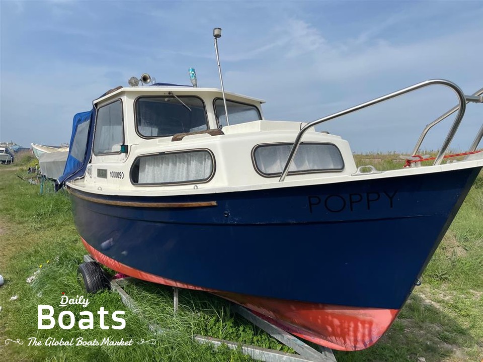 Hardy Motor Boats 18 Navigator for sale. View price, photos and Buy