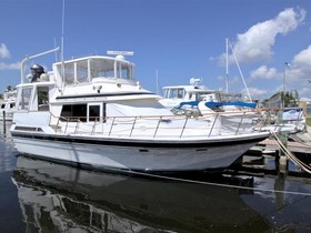 Vista 43 Motor Yacht