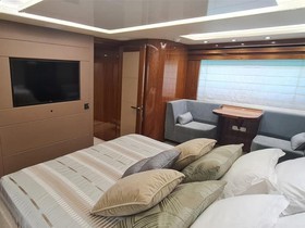 2017 Sunseeker 86 Yacht