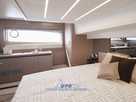 Buy 2023 Prestige Yachts 520