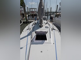 2001 J Boats J145 eladó