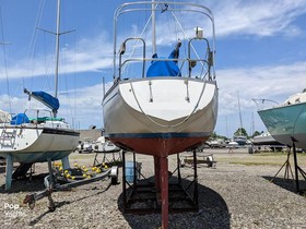 1978 Hunter 33 in vendita