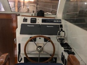 2004 Huckins Gurnet 36 на продажу