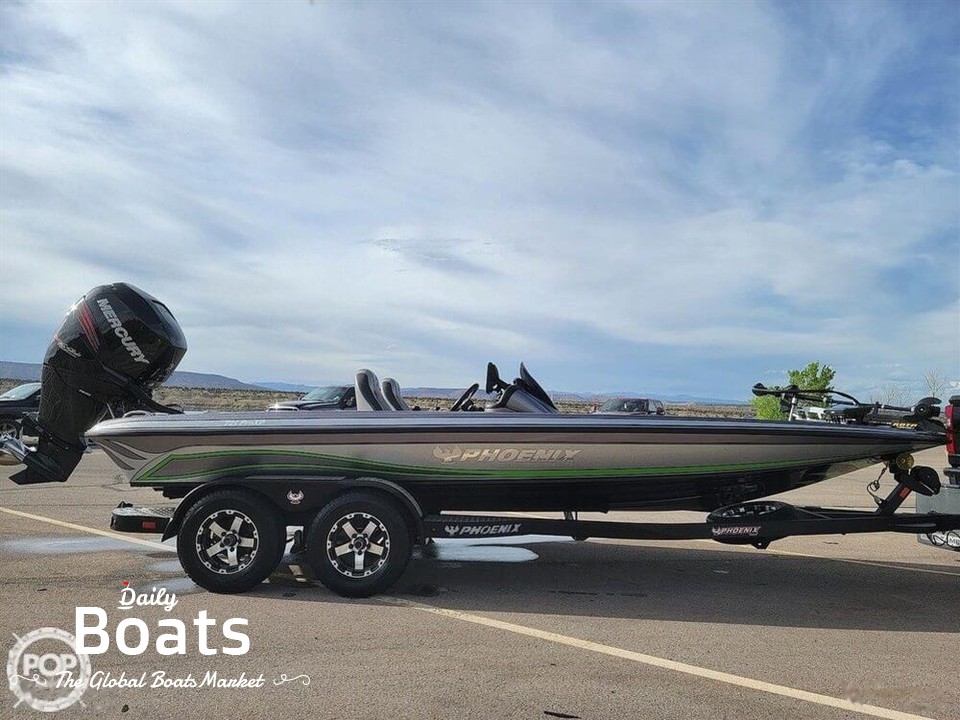2016 Phoenix 721