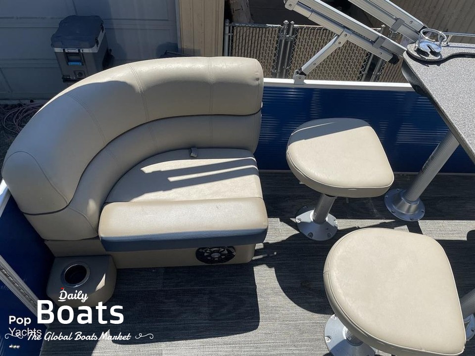 2020 Godfrey Pontoon Boats Sweetwater 2487 for sale. View price, photos