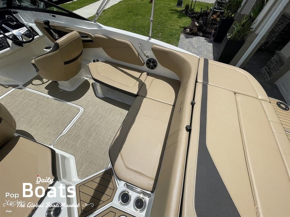 2019 Sea Ray Boats 210 Spx for sale. View price, photos and Buy 2019