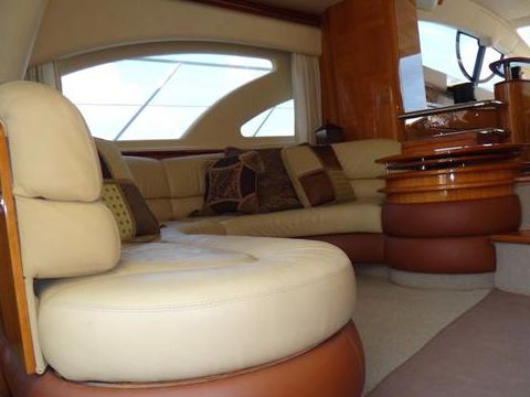 2005 Azimut Flybridge Evolution