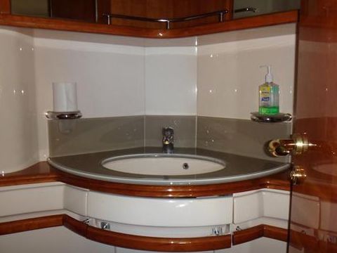 2005 Azimut Flybridge Evolution til salg