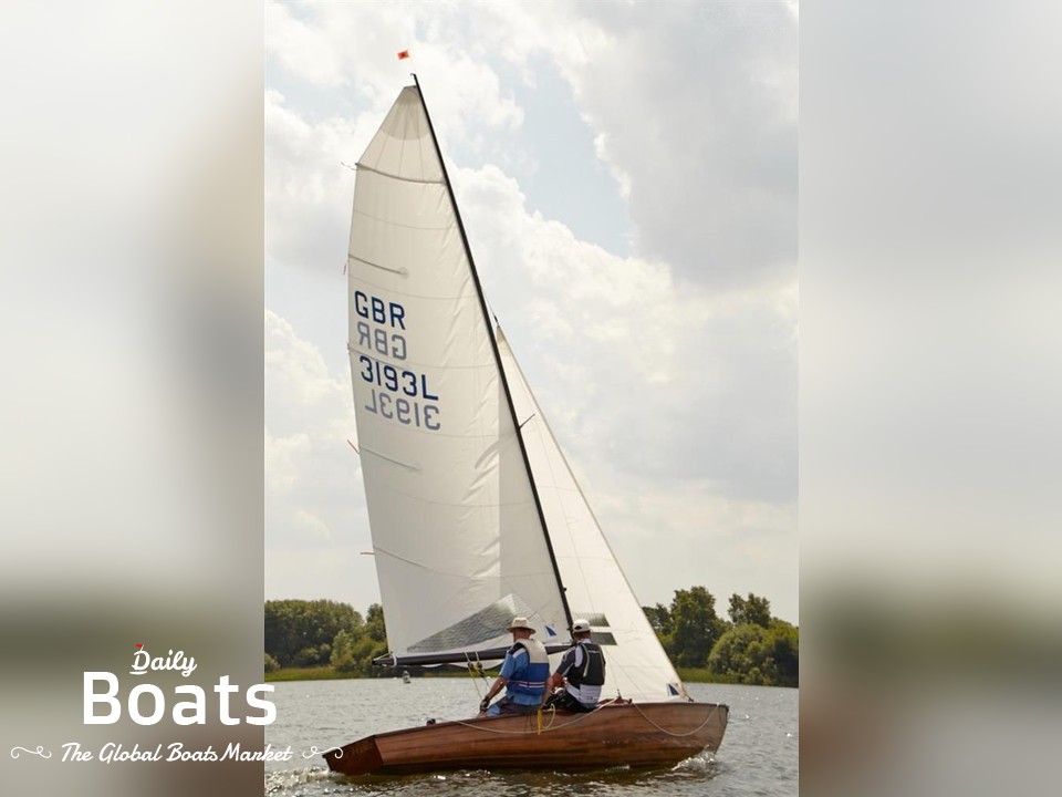 2013 Dyson 22 for sale. View price, photos and Buy 2013 Dyson 22 348029