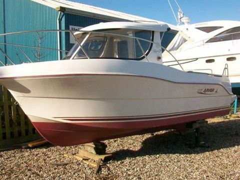 Arvor 215