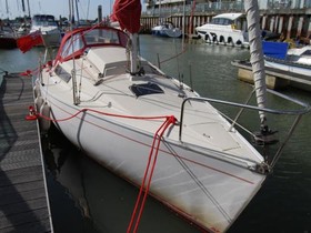 1985 Bénéteau Boats First 24