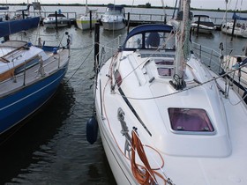 Köpa 2008 Bavaria Yachts 31 Cruiser