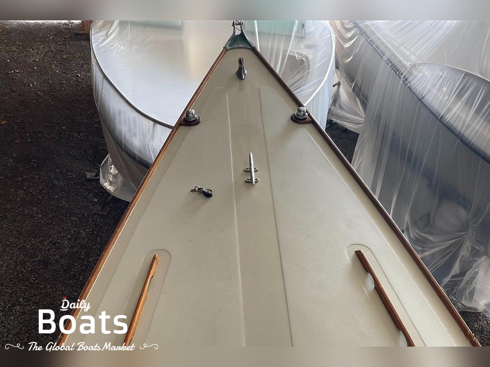 2001 Cape Cod Boat Builders Shields 30 for sale. View price, photos and