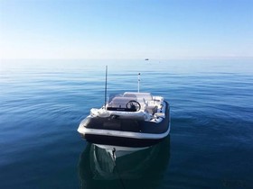 2017 Ferretti Yachts Custom Line 28 Navetta myytävänä