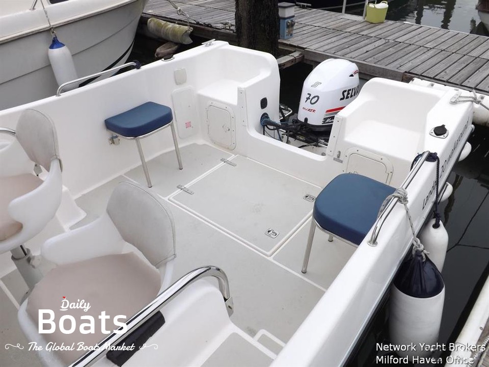 2007 Hunter Landau 20 Walkaround TTop for sale. View price, photos and